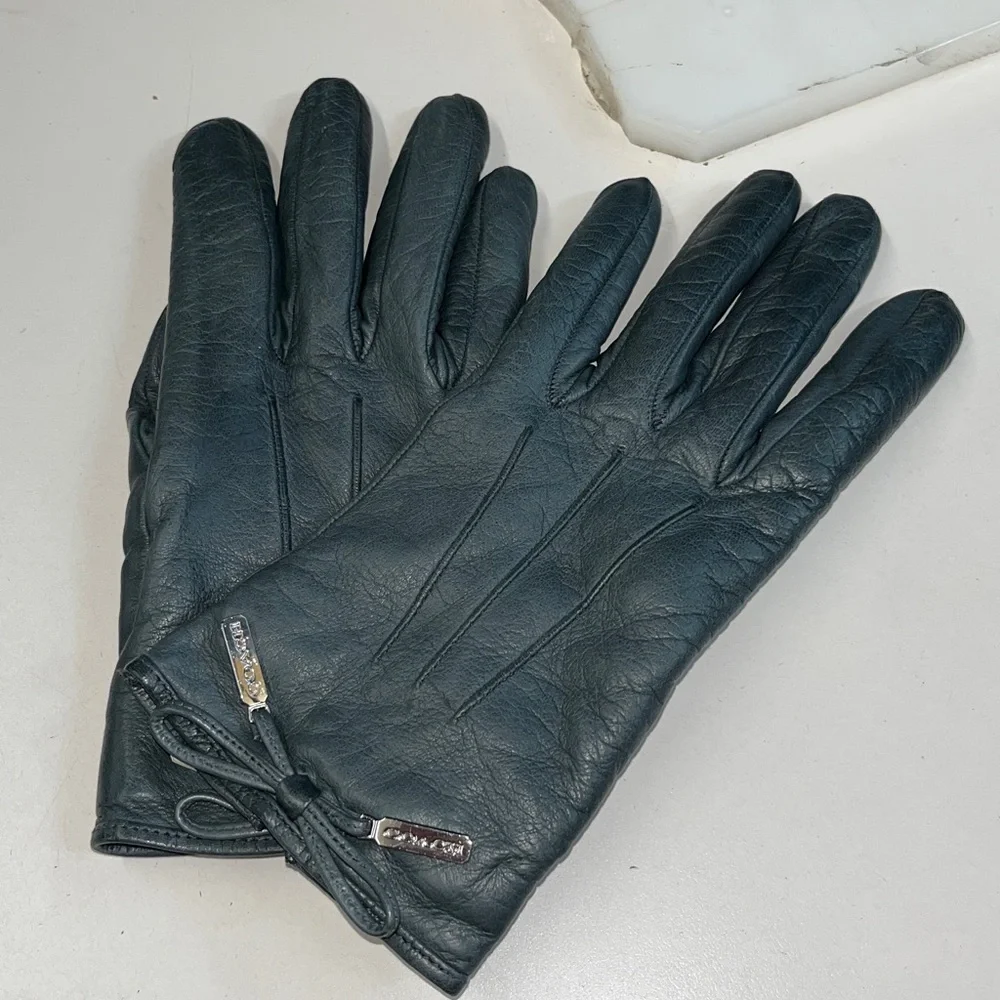 COACH Luxurious Gray Leather Gloves Sz 7.5